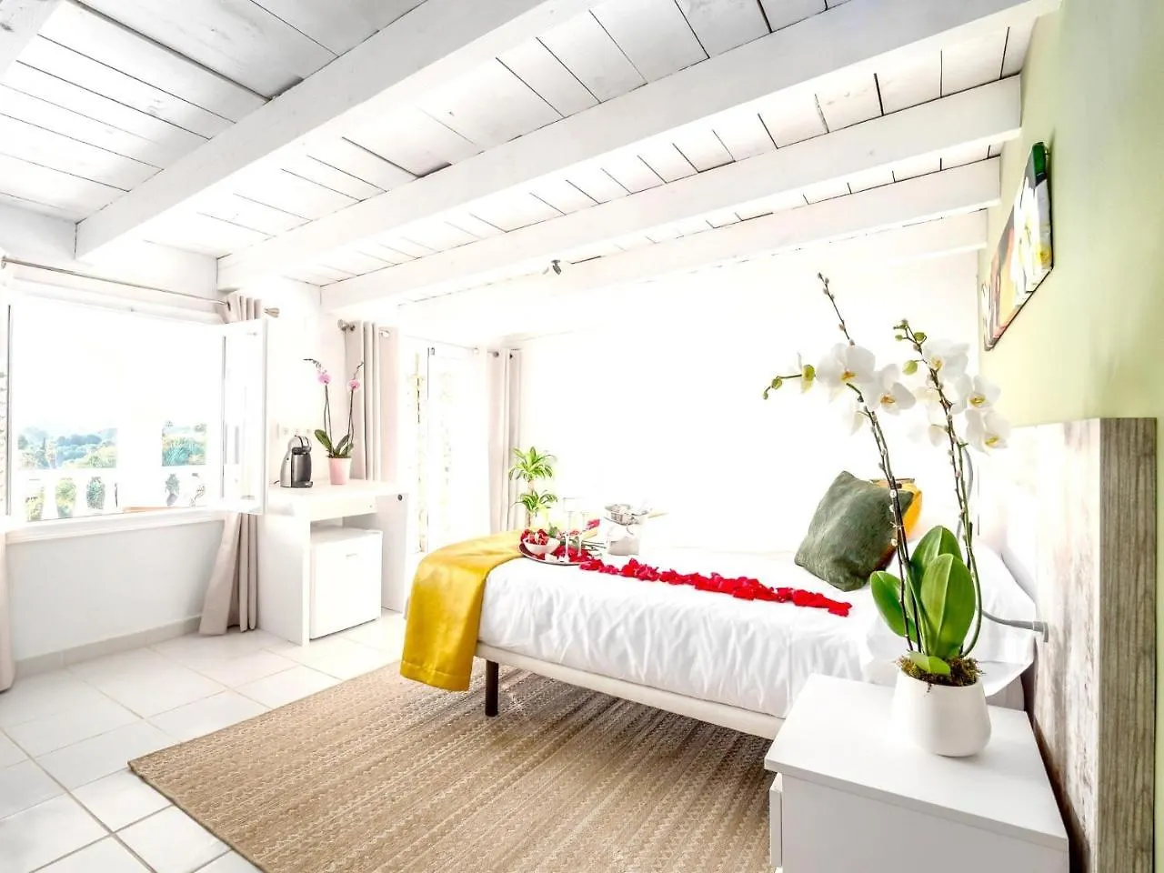 Villa With 6 Bedrooms In Marbella, With Wonderful Sea View, Private Pool, Fur... 0*, Marbella Spagna